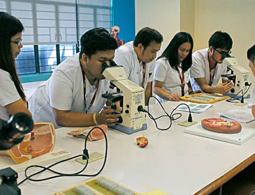 Bicol Christian College of Medicine Medicine laboratory 