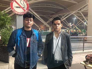 Indian Students Airport Pic 1 Eklavya Overseas